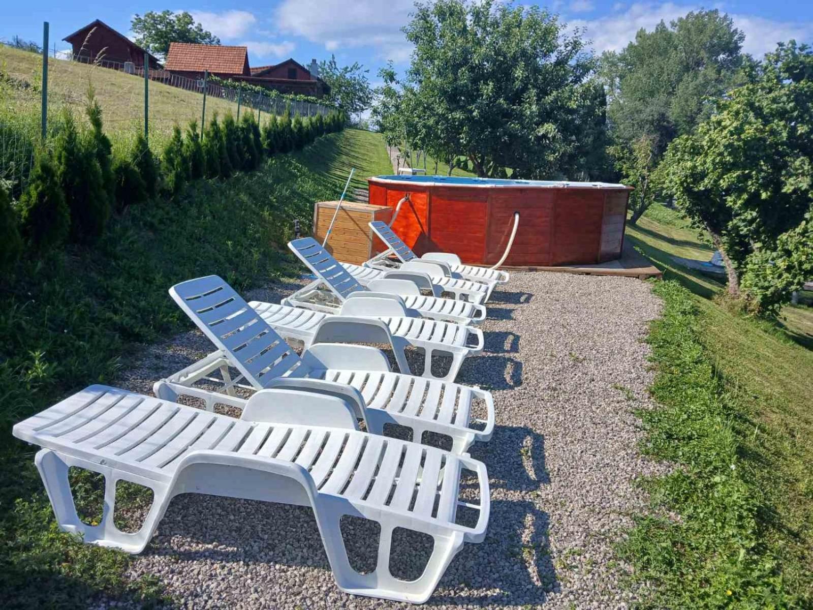 Villa Kuca Za Odmor Jezero Ogulin Exterior foto